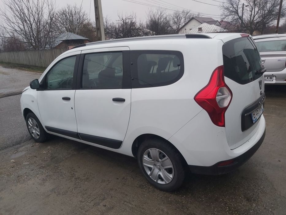 Dezmembrez Lodgy Piese Dacia Lodgy 1.5 dci 2019 Ad Blue 7 Locuri