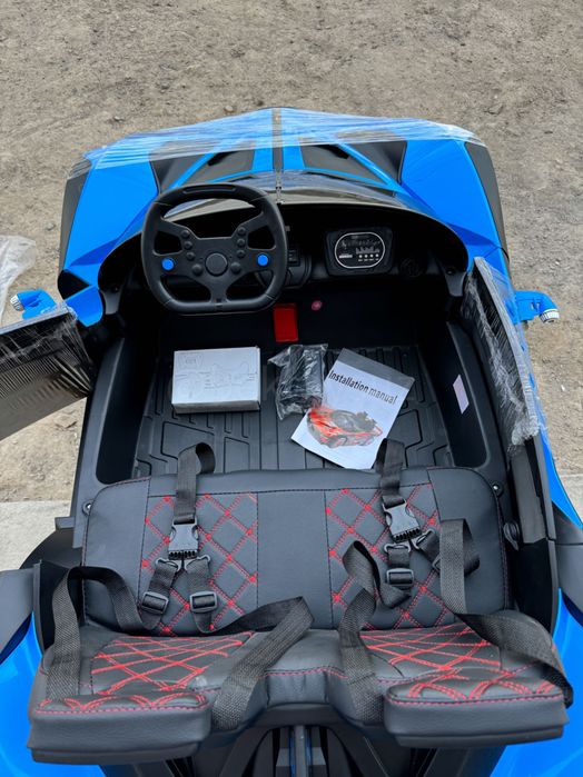 Детская машина Bugatti Bolide 24V – 2 местная, Bluetooth, 4x4