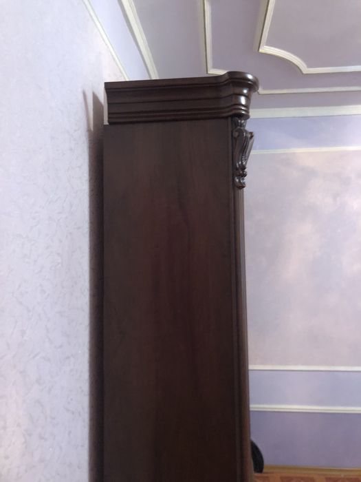 Сервант для гостинной