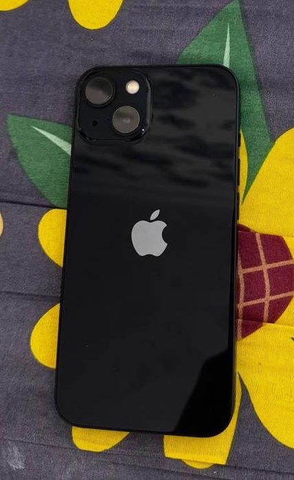 Iphone 13 черный 4/128