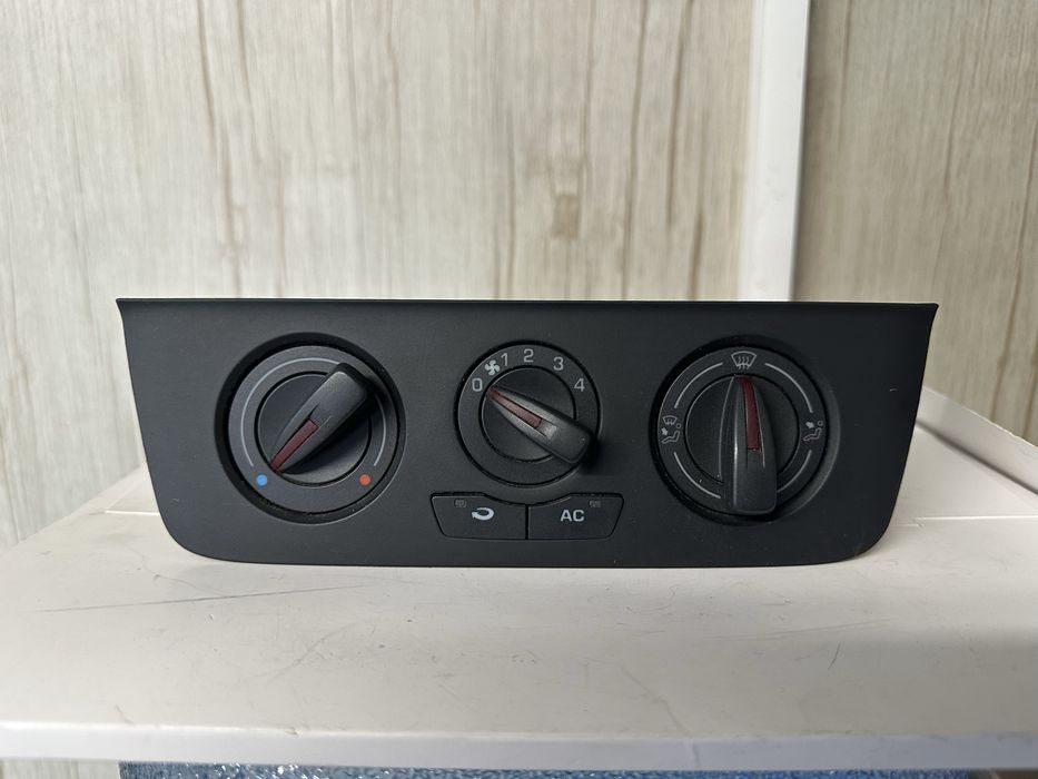 Управление Климатик за Сеат Ибиза 2008-2015г.!