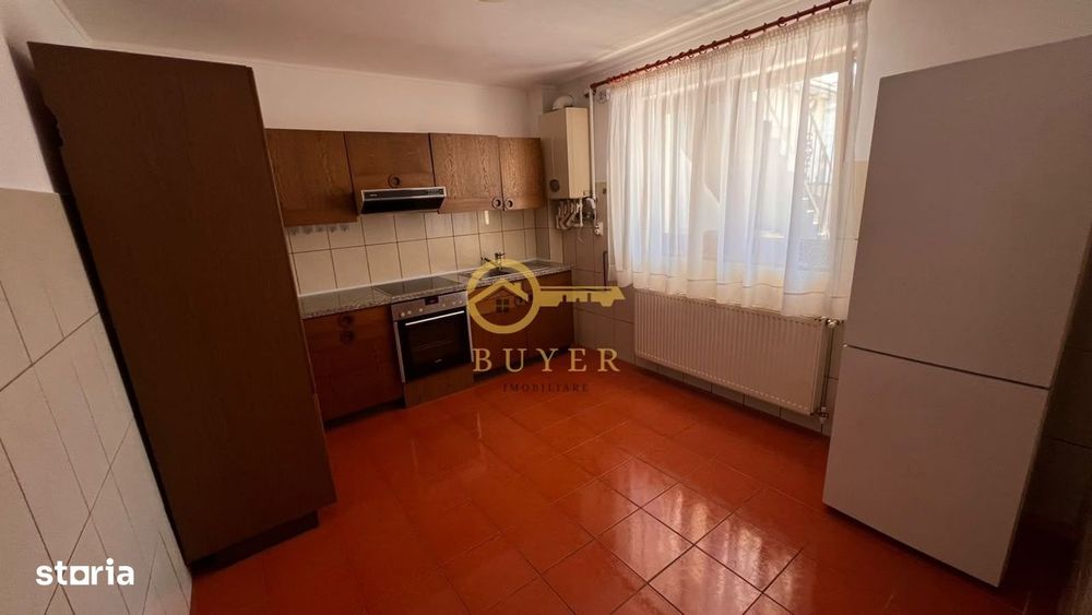 Ap decomandat de inchiriat cu 3 camere in Terezian- 78utili