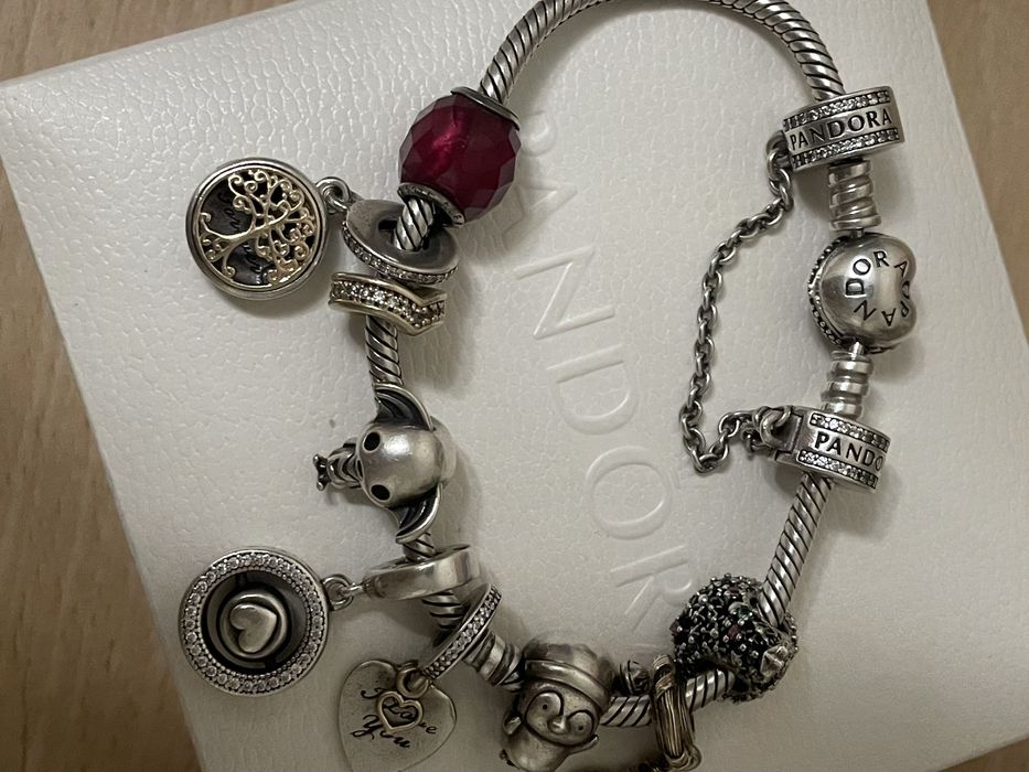 Браслет Pandora оригинал с шармами