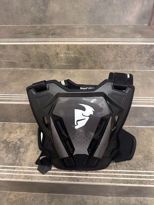 Протектор/Нагръдник Thor за мотор