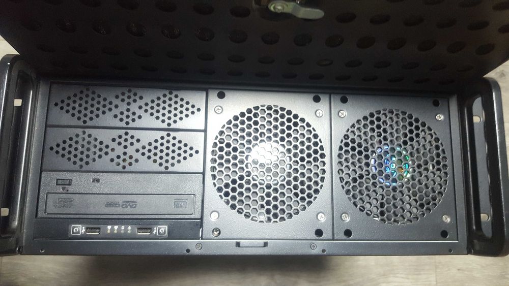 Сервер бесшумный на Core i7-8700(6/12п), 1x16Gb DDR4, 2х1Tb WD, +WiFi