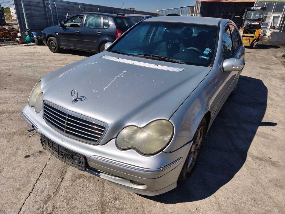 Mercedes-Benz C 220 W203 - 143к.с - 2002г.