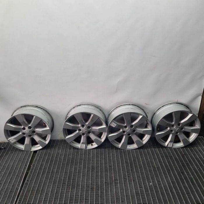 Jante aliaj Mitsubishi Outlander Facelift 2009 - 2012 (1475) R18 ET385*112