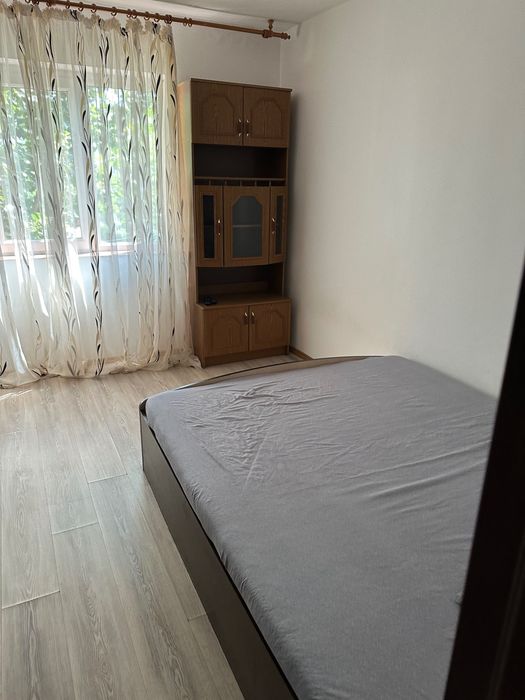 Închiriez cameră de cămin stil garsonieră, Lapus mol