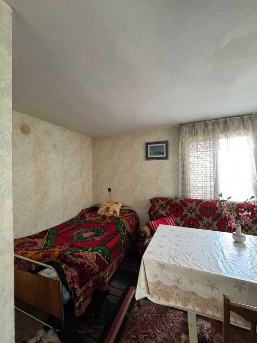 Продава се КЪЩА