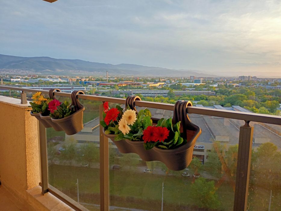 Продава се Четиристаен апартамент в Пловдив, Тракия - 136 кв.м за 2184 €/кв.м - Снимка #2