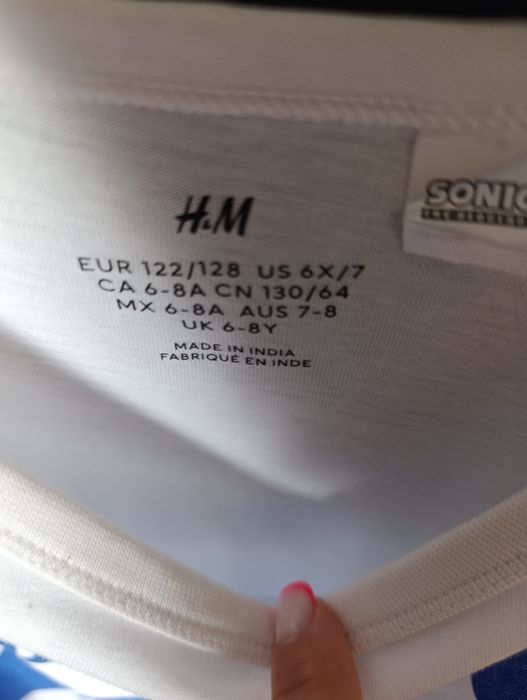 Tricouri polo albe și tricou maneca lunga sonic