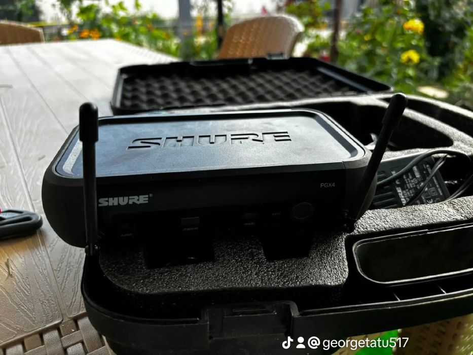 Microfon shure  impecabil