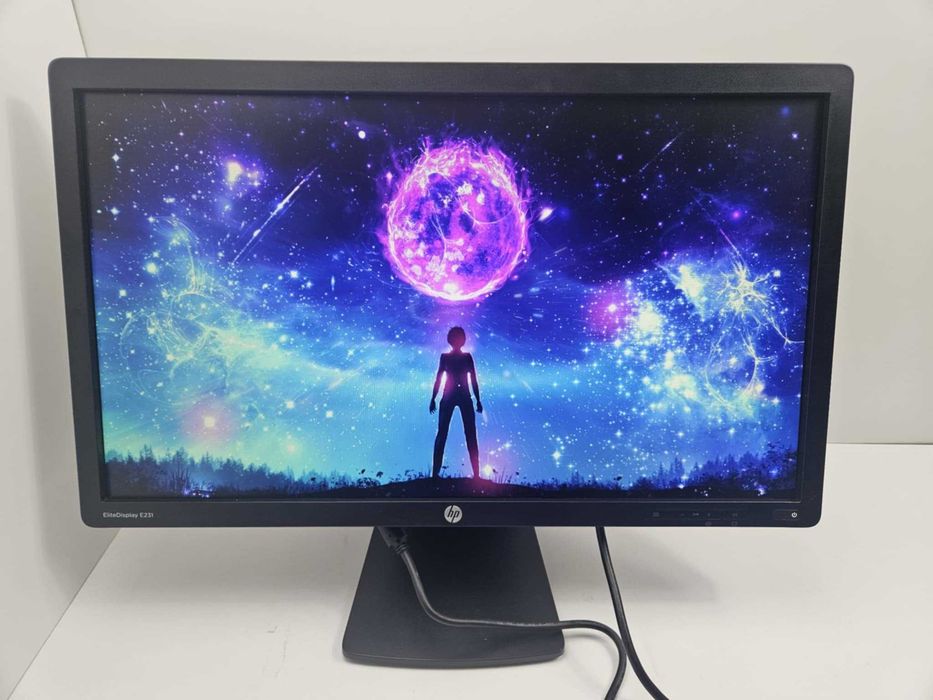 +Гаранция! IPS Монитор HP EliteDisplay E231 23" инча + кабели
