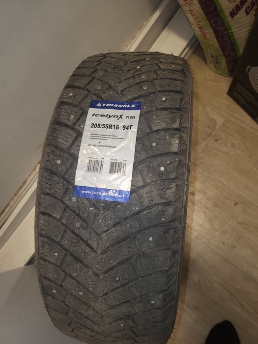 Продам зимние шины