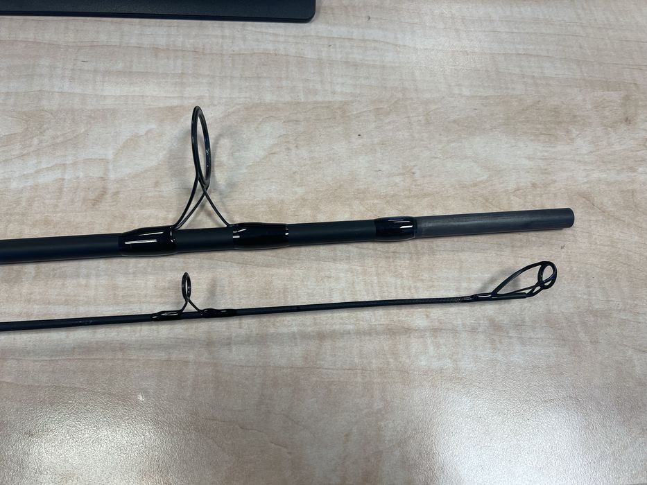 Lanseta FL Spod 3.90m 6 lbs. + Mulineta Tazura SLC 14000