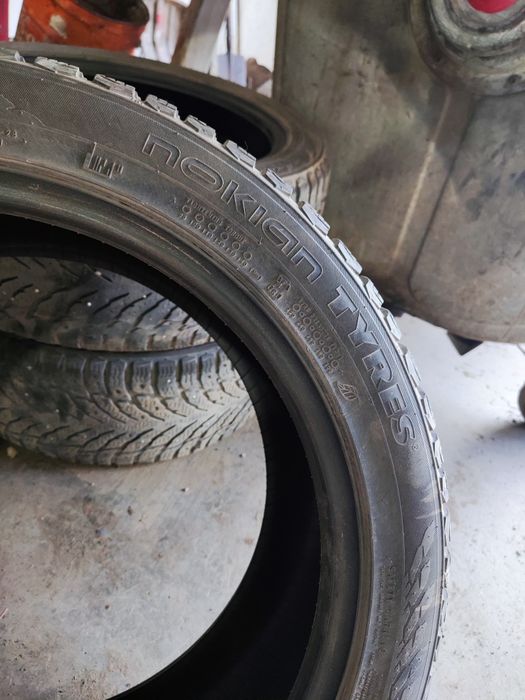 Комплект шин б.у