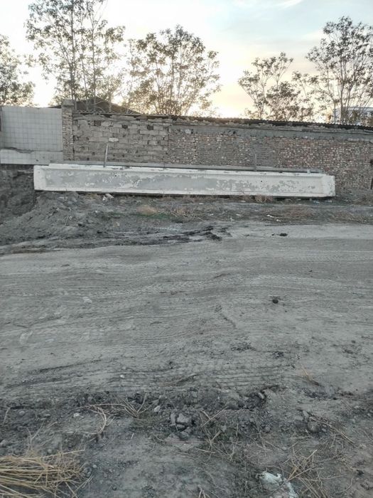 Железа бетоный балка