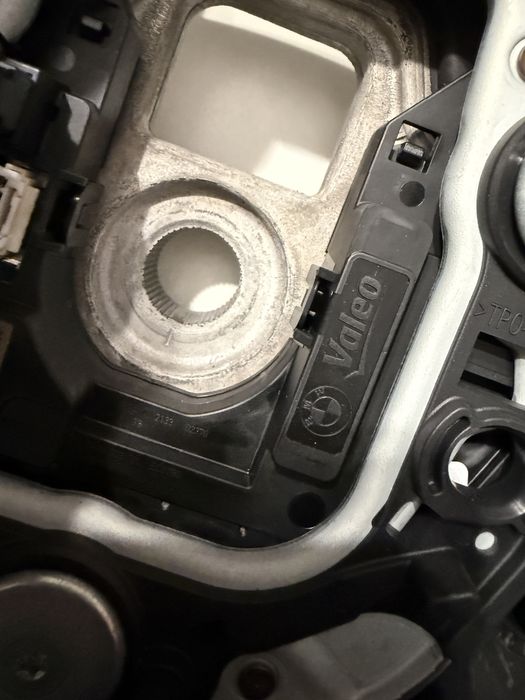 Volan original BMW M Seria 5 G60, Seria 7 G70 si X3 G45  FARA PADELE