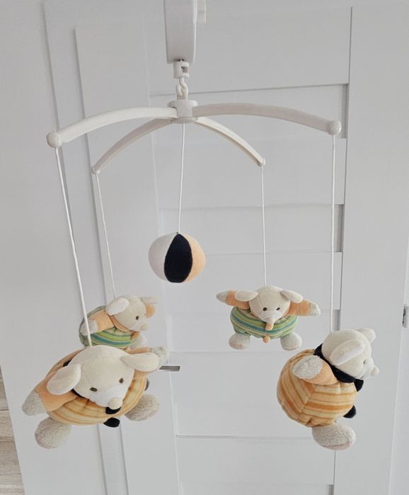 Carusel musical cu șoricei