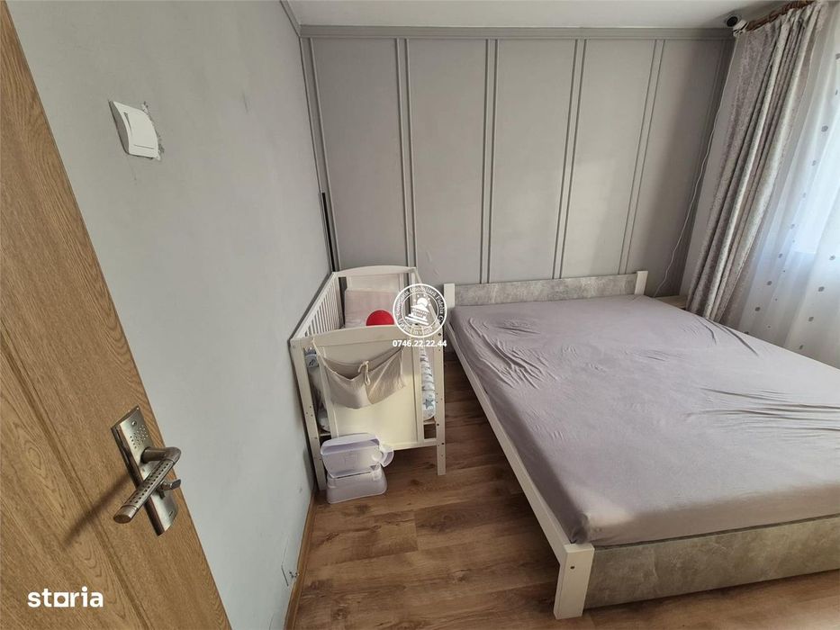 Apartament 3 camere de vanzare Alexandru cel Bun