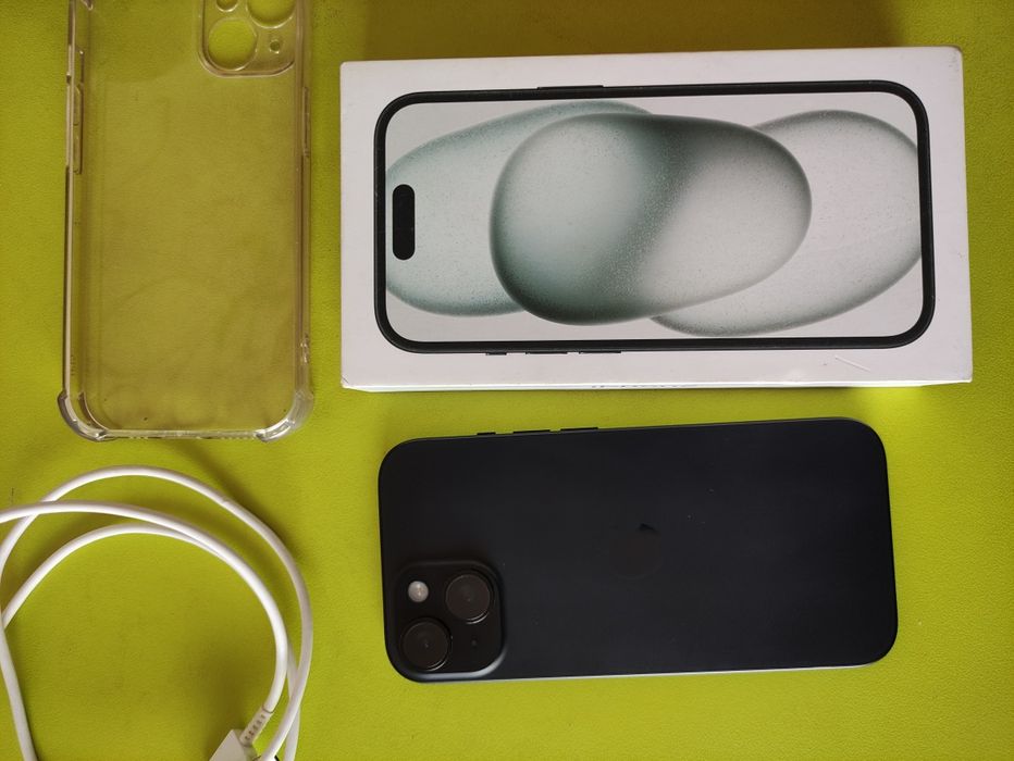 iPhone 15 Black 128 gb.