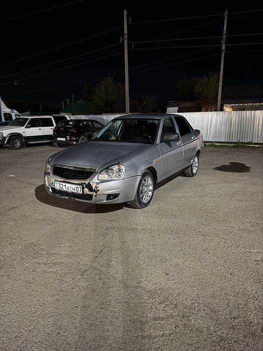 Продам приору 2011