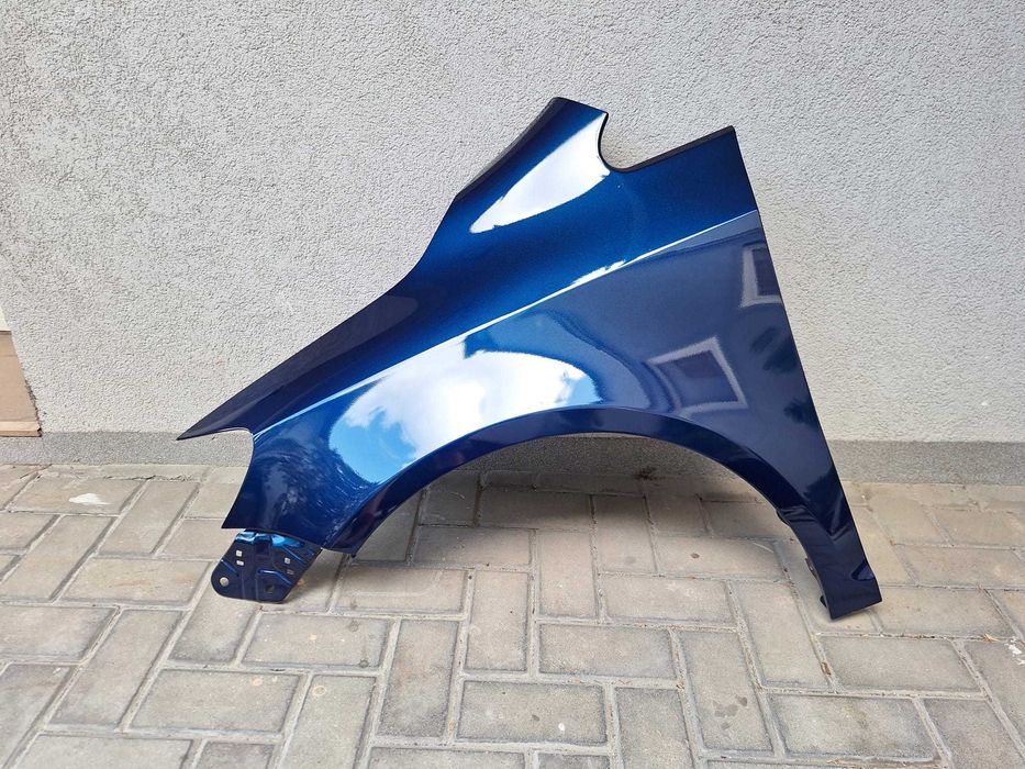 Aripa Fata Stanga VW Golf 5 V Plus 2005-2009 Vopsita Albastru