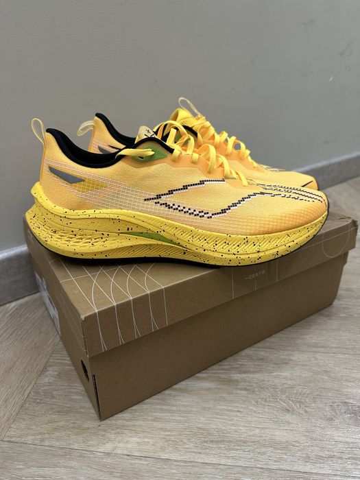 Кроссовки Lining 47,5 размер