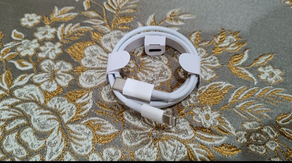 Кабель apple lightning