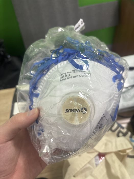 Venus маска ffp2 white