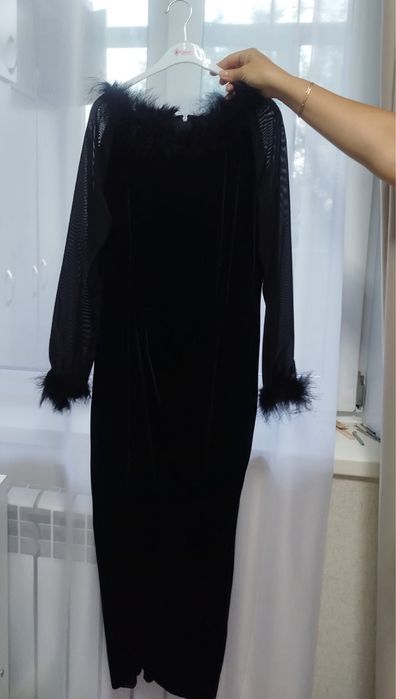 Платья m-s-L б/у