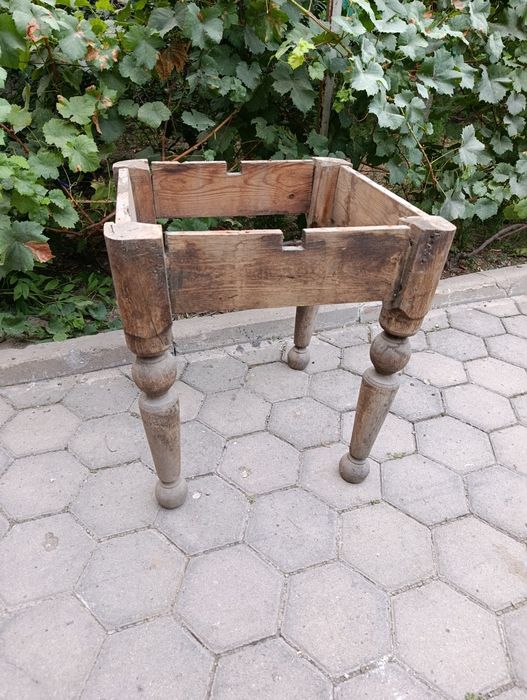 Продам раритет стол
