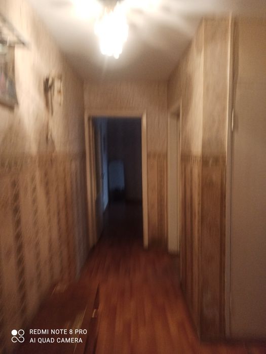 Продам квартиру 3-х комнатную.