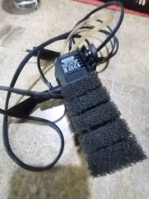 Mini incalzitor acvariu si pompa