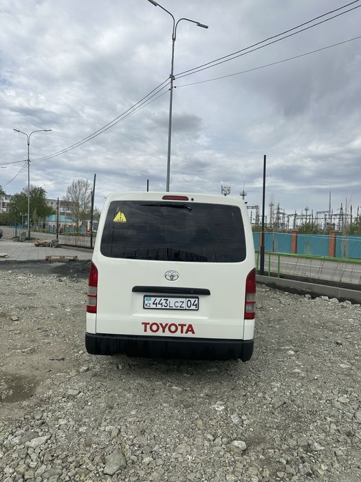 Продам toyota hiace
