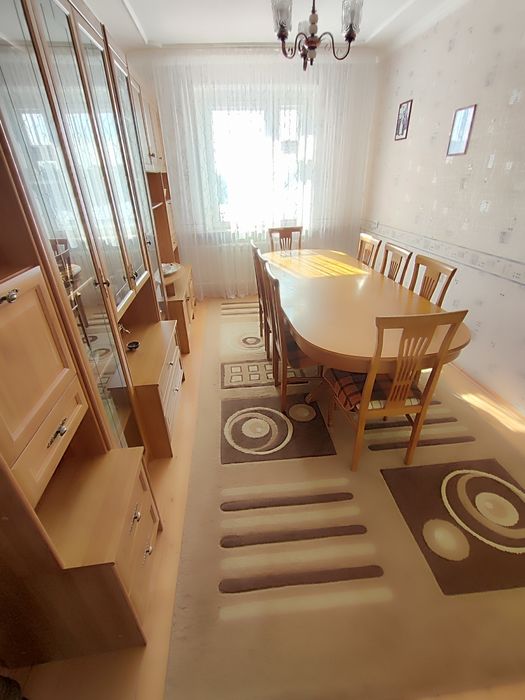 Продается 4-комн (9-37, 3 эт)