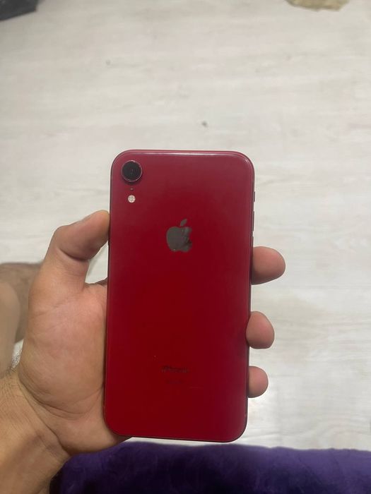 iPhone XR holati zoʻr
