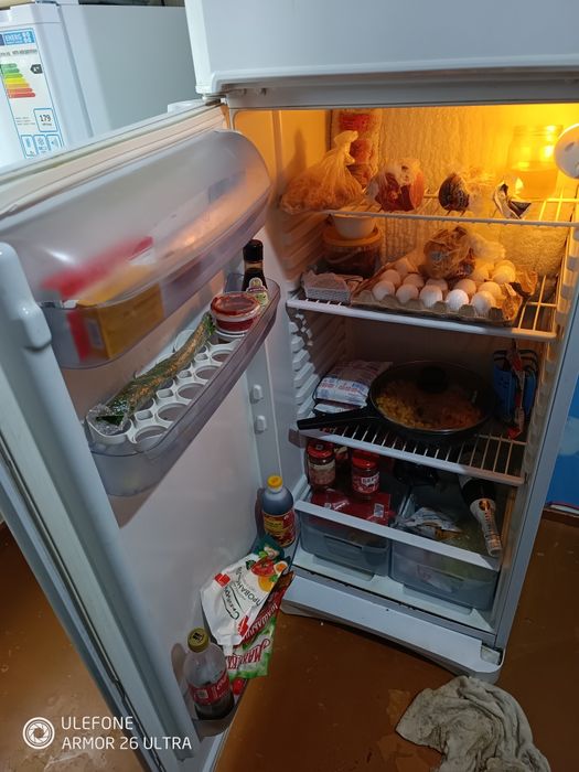 Продам холодильник