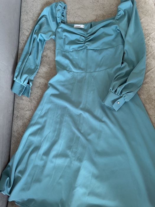 Продам женскую одежду б/у