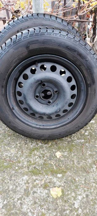 Зимни гуми с  джанти  2 бр
