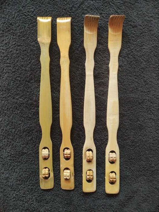 Дървен масажор за крака с 2 ролки + чесалка за гръб