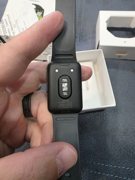 Samsung Galaxy Fit3 (новый)