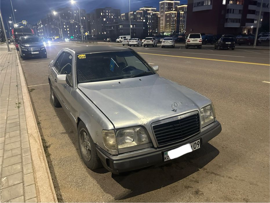 Продам Е-220 купе