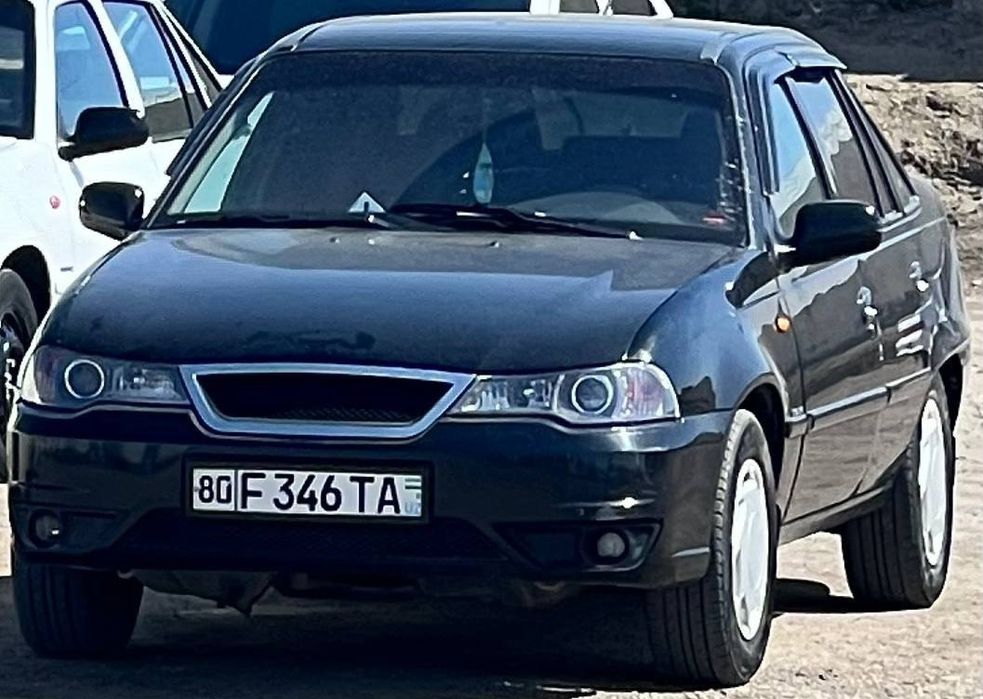 Нексия 1.5 сотилади