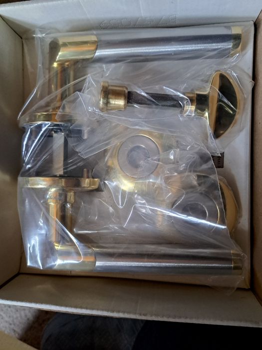 Луксозни дръжки от месинг германски jado