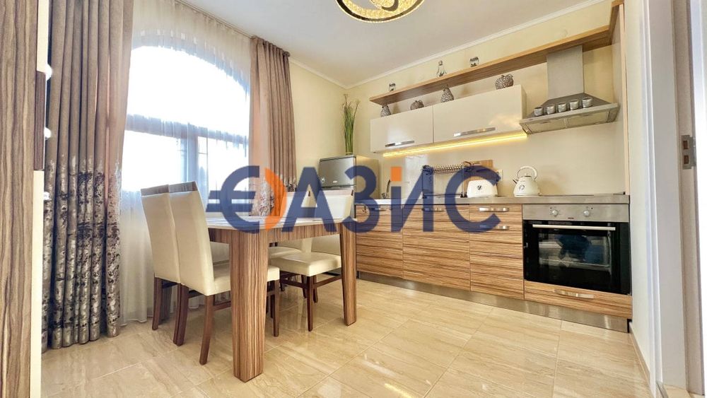 Продава се Двустаен апартамент в Несебър - 65 кв.м за 1020 €/кв.м - Снимка #8