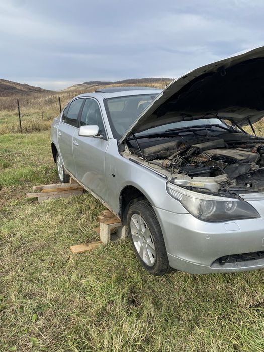 Dezmembrez bmw e60 2.2 i