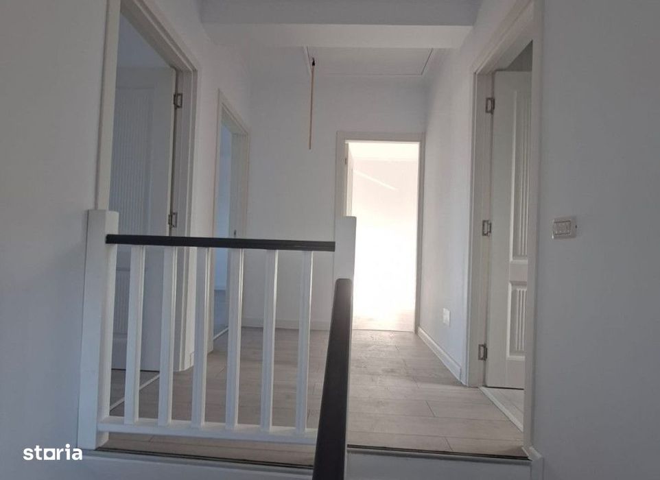 Casa 4 camere Miroslava , 105 metri Cod:163041