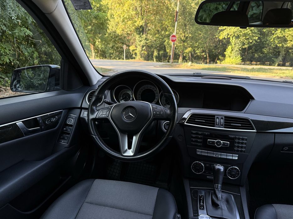 Mercedes-Benz C 250 Avantgarde 204 к.с.