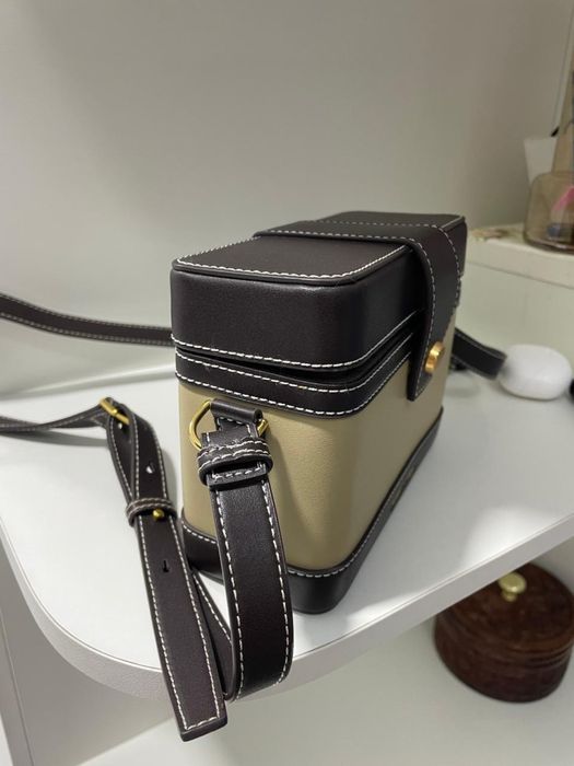 Charles & keith сумочка